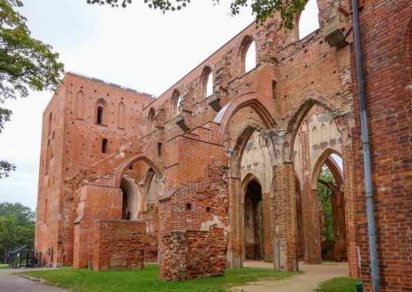 タルトゥ大学本館（1806年）