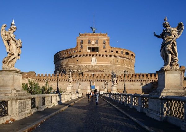 ポール・ルタルイー 近代ローマ建築図面集 さらっと西洋建築史5〜ローマの街を支えた歴史的公共建築群