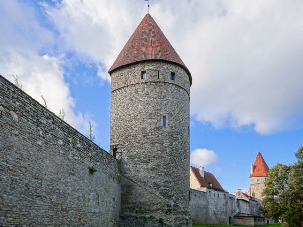 エストニアの首都タリン。旧市街は世界遺産に登録されている</br>（写真はすべて撮影：倉方俊輔）