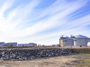 千葉県は新潟県に続き天然ガス生産量全国2位。写真は新潟県のガス会社工場