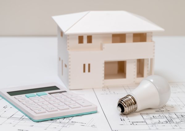 省エネ基準適合住宅は、イニシャルコストが高くなる一方でランニングコストの削減が期待できる