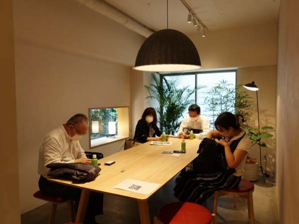 内覧会時の説明。さまざまな工夫を試行錯誤している