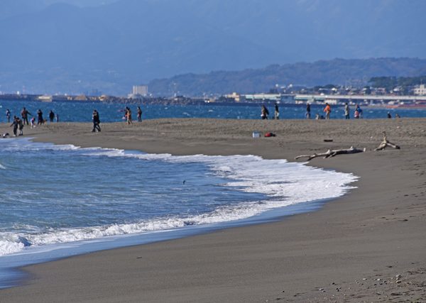 4位の「平塚」駅から海までは徒歩約20分。住む街によって、余暇の過ごし方も変わるだろう