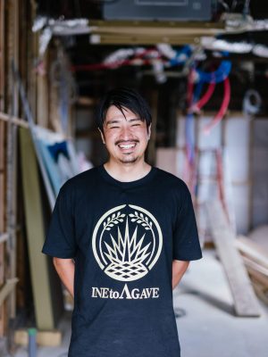 創業者の岡住氏。内容的には重い話なのに、肩の力を抜いた飄々とした話しぶりが印象的だった