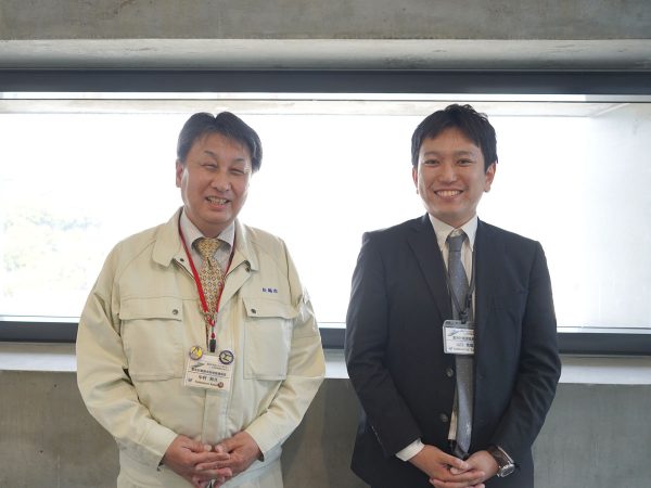 南大浦地区から見た、長崎のまち。左手には、斜行エレベ―ターが見える