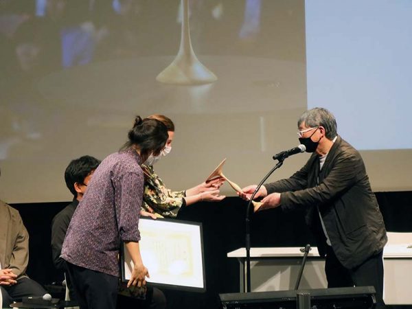 伊東豊雄氏が迷いに迷った「伊東賞」の選考