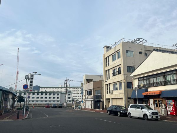 「RE SORT」前の通り