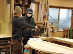 バレルサウナの製作を担当するのは熟練したアーティストリーの家具職人