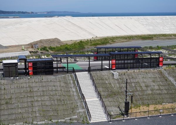 JR気仙沼線BRT「陸前小泉駅」
