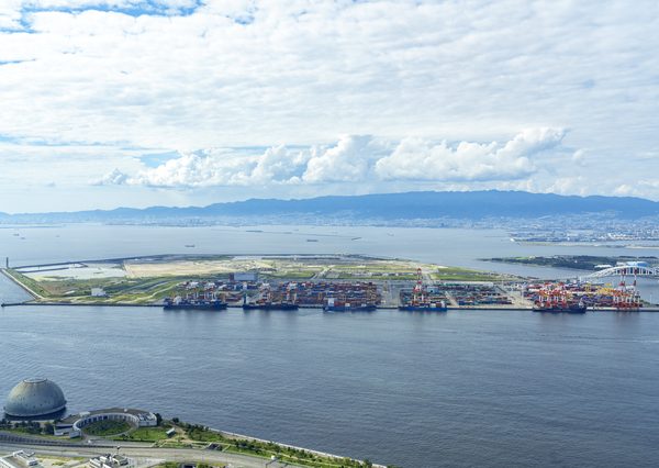 夢洲には、地下鉄の延伸も予定されている