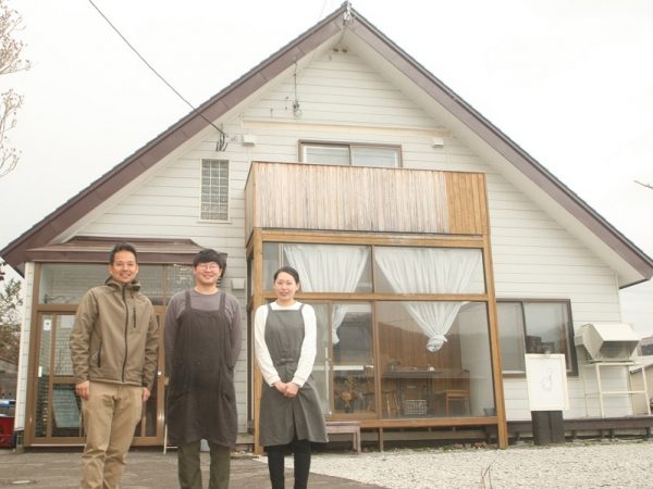 コンサルティングを担った平賀さん（左）と寺江さん夫妻