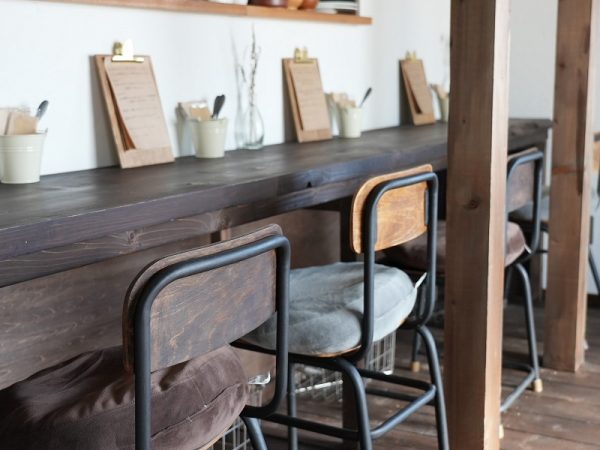 浩平さんの友人が経営する建設会社が協力。リノベーション工事で断熱性能を向上させた（平賀さん提供）