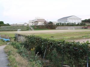 隠岐島前高校。高校が無くなることは地域の衰退を加速することになる