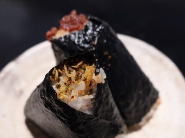 東京大塚のれん街に接して駐車場があり、そこは時にイベント会場に変わる。写真は2021年に開かれたオクトーバーフェストのときのもの