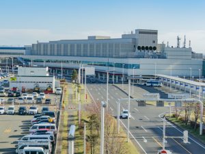 新千歳空港から札幌市へは、多くの人が移動する主要なルートである