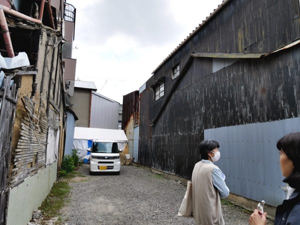 美しき無用の長物 “超芸術トマソン”。不動産に付着するモダン