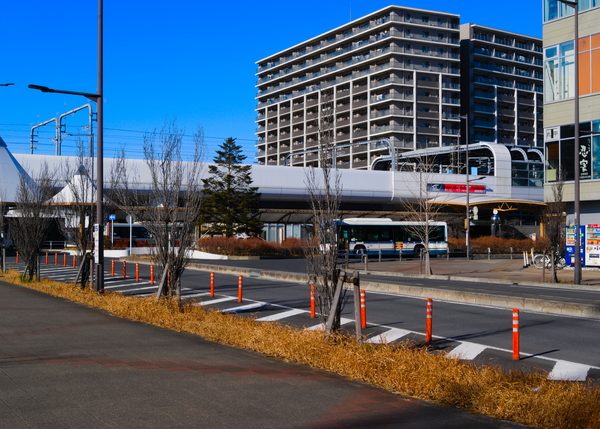 「八潮」駅周辺。同駅でもつくばエクスプレス高架下を利用した商業施設「TXアベニュー八潮」の全面リニューアルが計画されている
