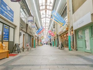 奉還町商店街の町並み