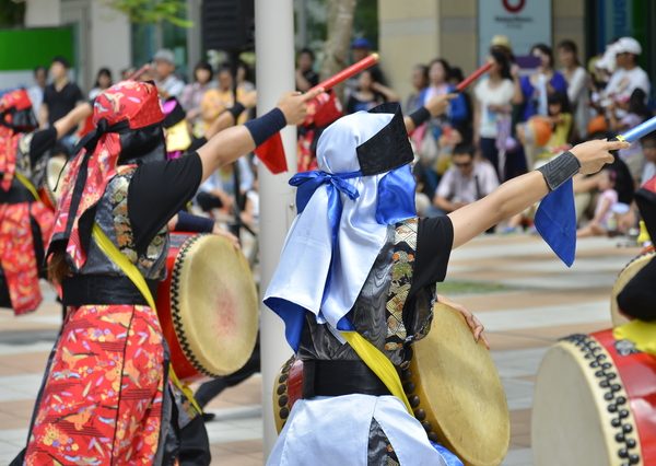 沖縄のエイサー