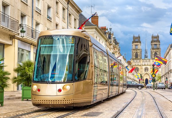 LRT沿線と沿線以外の自動車保有率の比較