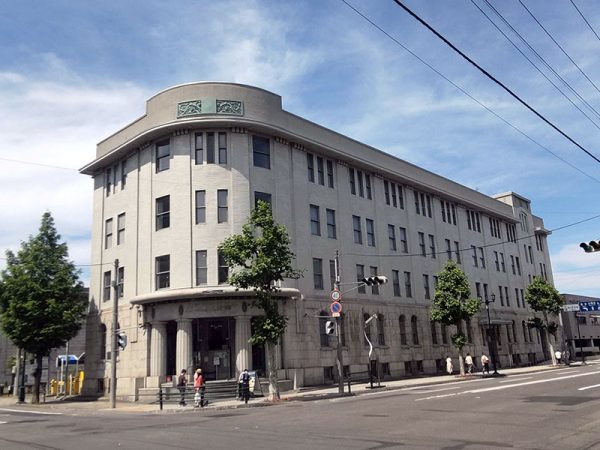 旧北海道拓殖銀行小樽支店の建物だった似鳥美術館
