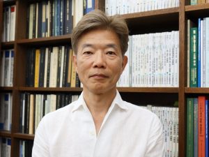 長崎市からの委託で設置された軍艦島補修補強研究委員会の委員長を務めた東京大学の野口貴文教授