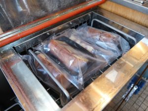 これが急速冷凍機。サイズはいろいろあるそうだが、アルノーで入れているものは比較的コンパクトで、これなら普通の店舗でも導入できそう