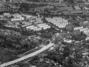 昭和48年の東京上空　※画像素材：PIXTA