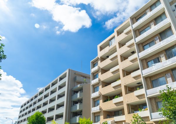 既存の金融機関との交渉するのか、別の金融機関へ借り換えの申し込みをするのか。検討しより最適な方法を選びたい