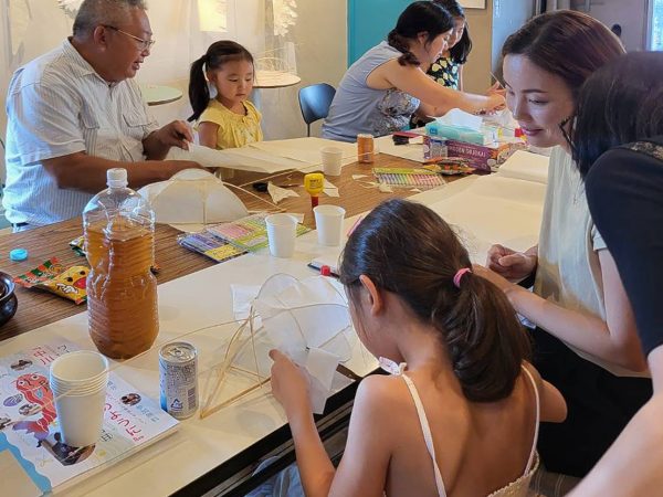 坂田さん独自の目線で切り取った写真（画像提供：中川運河ギャラリー）