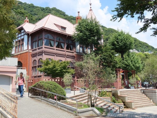 2022年の京都モダン建築祭では三条通の建物群も人気を集めた（写真は京都文化博物館別館（旧日本銀行京都支店）