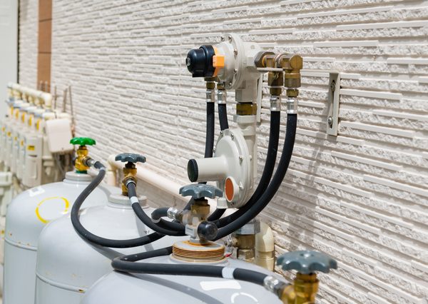 都市ガスなのかプロパンガスなのか、場合によってはオール電化の賃貸物件ということもある。光熱費は入居期間を通して影響があるため、あらかじめ条件は決めたうえで探したい