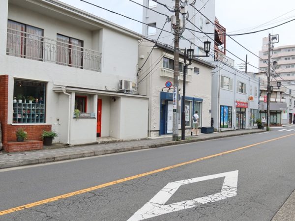 なんだろう、ここは？と思わせるような外観。少しずつ認知度も上がっているはず