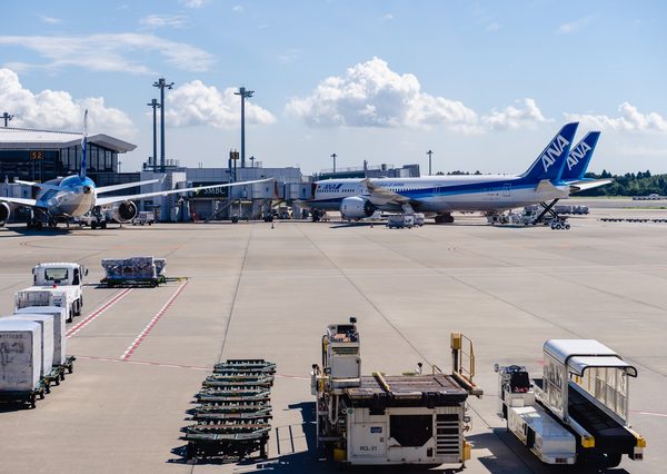 航空会社の従業員や空港職員の就業体制が戻りつつある