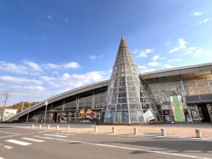 人口約3万7,000人の井原市の玄関口となる井原鉄道・井原駅