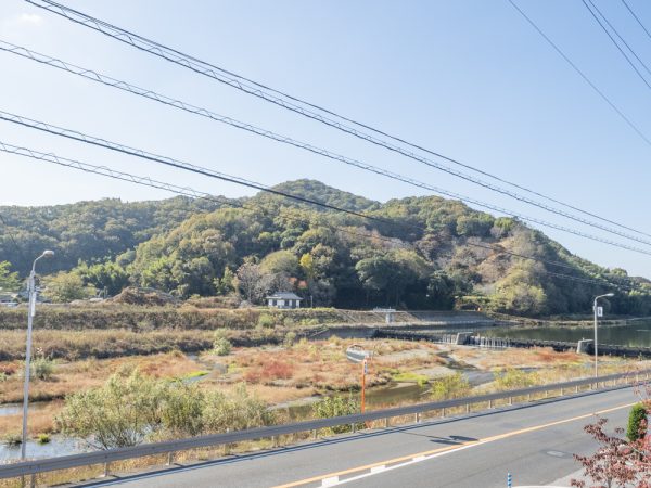 道路交通情報閲覧システムはタッチパネル対応ディスプレイで設置している