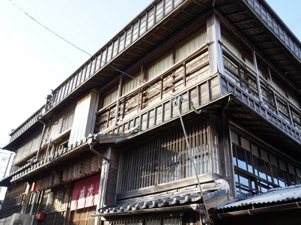 1階部分からの眺め。複雑な構造となっていることがよく分かる