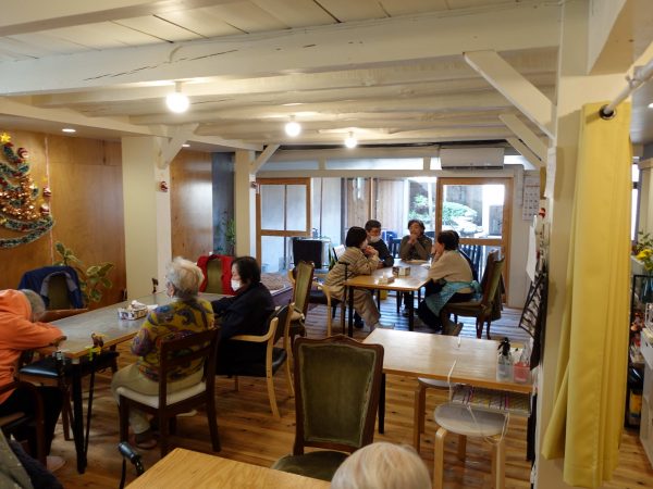 木造の古民家を改修し「一日いても遊べそう」な自然と身体が動く場をつくる