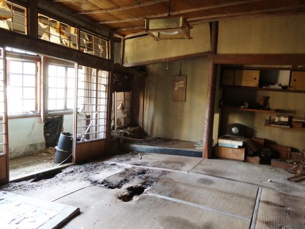 現在は樹木が成長、外からは建物が見えにくい状態になっている