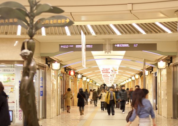 梅田の地下街のひとつ「ディアモール大阪」