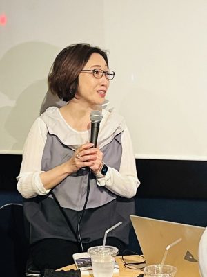 「株式会社スピングラス・アーキテクツ」代表取締役で建築家として幅広く活動しつつ、父親から受け継いだ不動産会社「株式会社大央」の代表取締役社長も務める