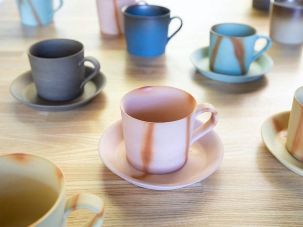 本館と別館にそれぞれ設置してある、備前焼風呂。浴槽の内側に備前焼のタイルが並べられている