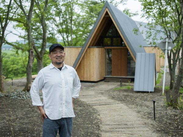 「オフグリッドというライフスタイルで、開拓を表現する場所にしたっかったんです」と竹下さん