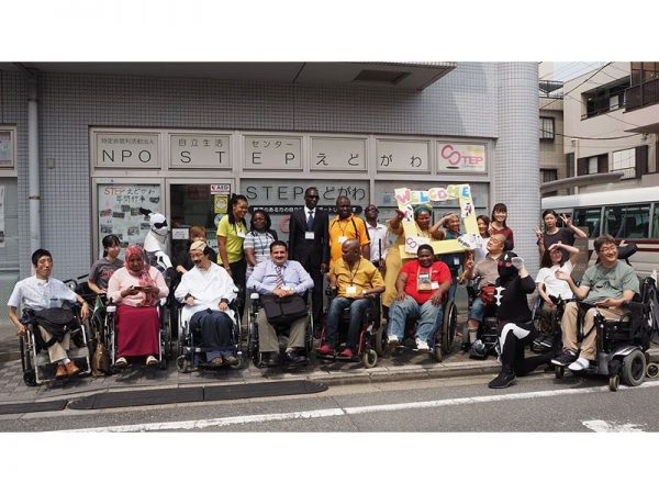 障害者の住まい探しはすべて本人が自力で行っている