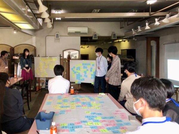 地域の人が参加し、意見を出し合った（写真提供：瀬戸くらし研究所）