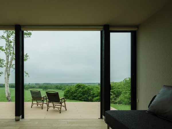 ゲストはこの風景の中で、自身の“開拓”を考える