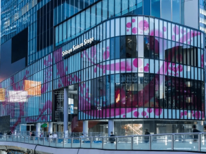 東急不動産株式会社（本社：東京都渋谷区、代表取締役社⾧：星野 浩明）が参加組合員として参画し、渋谷駅桜丘口地区市街地再開発組合（理事⾧：岸上 家幸）が推進する「Shibuya Sakura Stage（渋谷サクラステージ）」は2023年11月30日の竣工（画像出典：東急不動産）