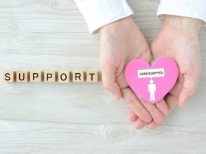 依存症、うつ病、強迫性障害、摂食障害など、種類も症状も程度もさまざまな精神疾患。安定した自立生活をかなえるために、欠かせないポイントを紹介する。また、お部屋探しの際に気になる「不動産会社に障害を伝えるべきか」についても解説。
