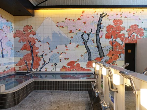 堀田湯の向かいに新たに生まれた、ちょっと一杯できる場所。銭湯に人が集まるようになれば周囲も賑わう