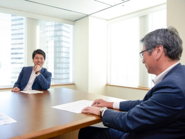 首都圏・関西を中心に「野村の仲介＋」を展開する野村不動産ソリューションズ株式会社。専務取締役の福地 亨氏に、業界に先駆けて不動産DXに取り組んできた背景や顧客体験の変化、今後の展望を聞いた。